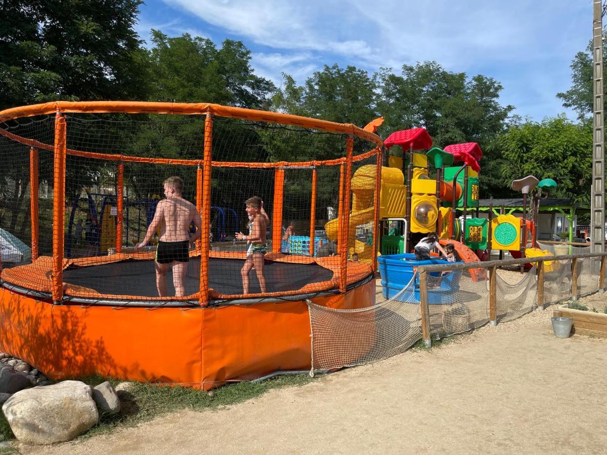 Camping Paradis Family Des Issoux Lalevade-d'Ardeche Екстер'єр фото